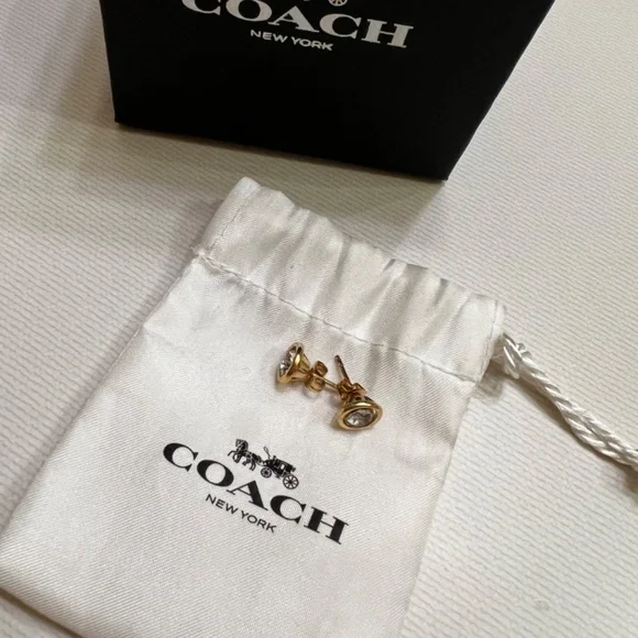 Coach stud earrings - Picture 5 of 8